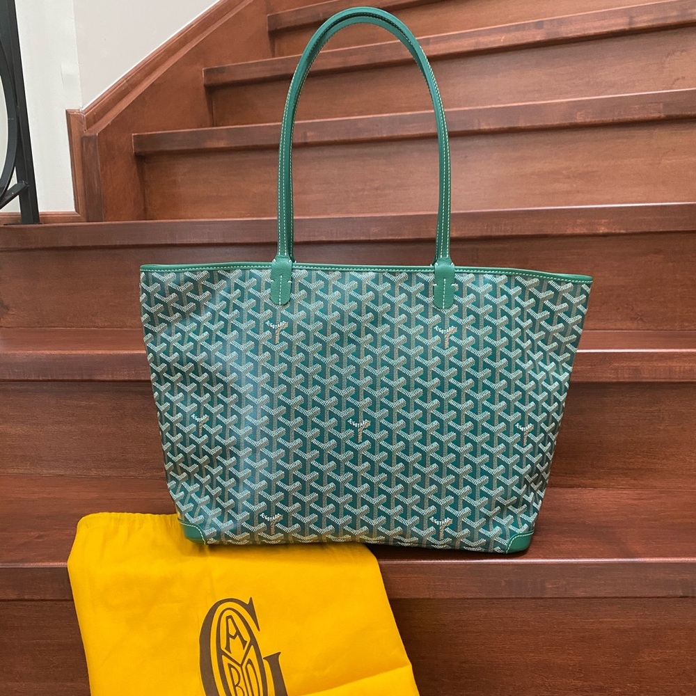 NWT Goyard Artois MM Green